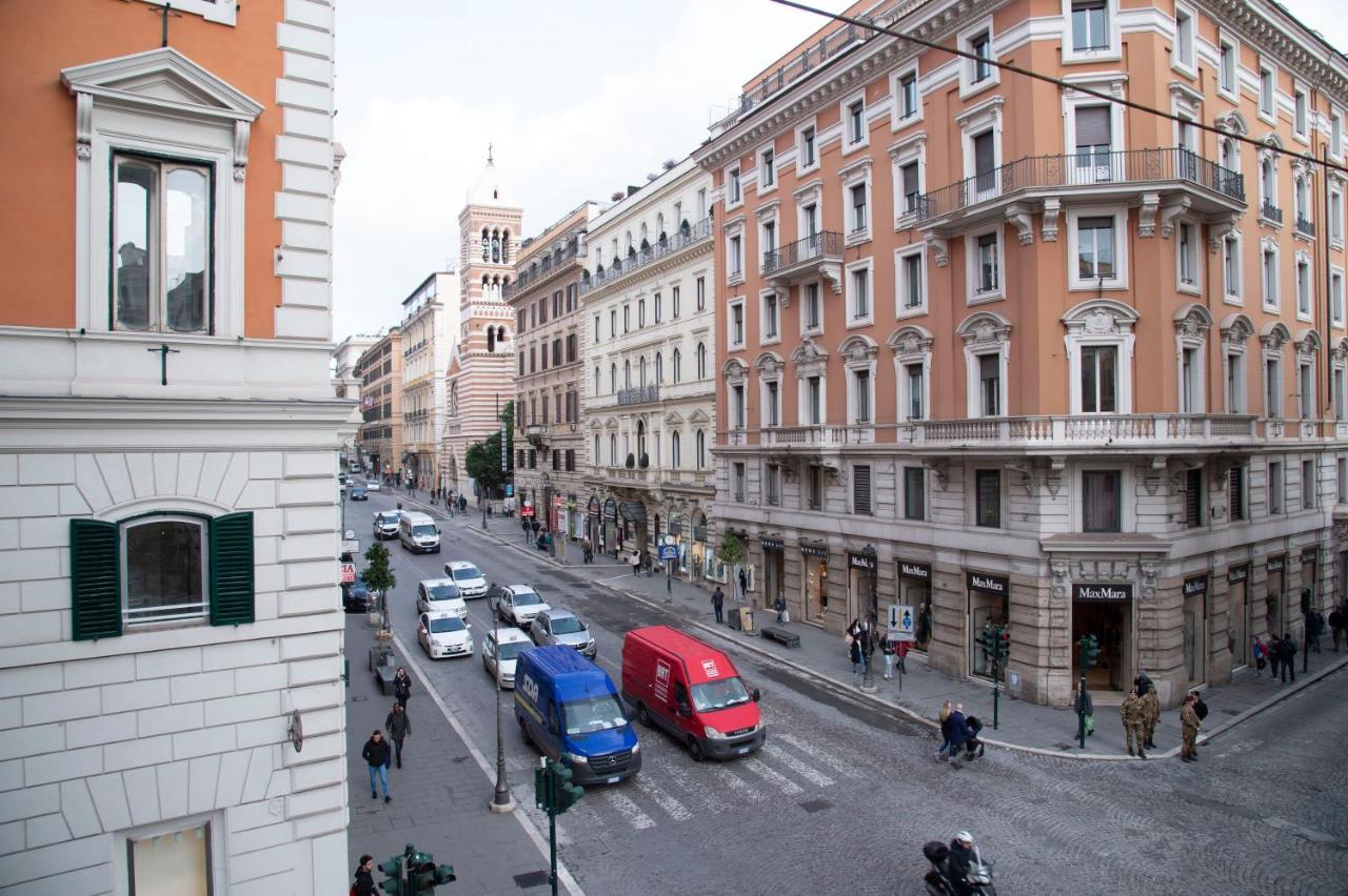 Nazionale 221 Mamila Suite Róma Kültér fotó